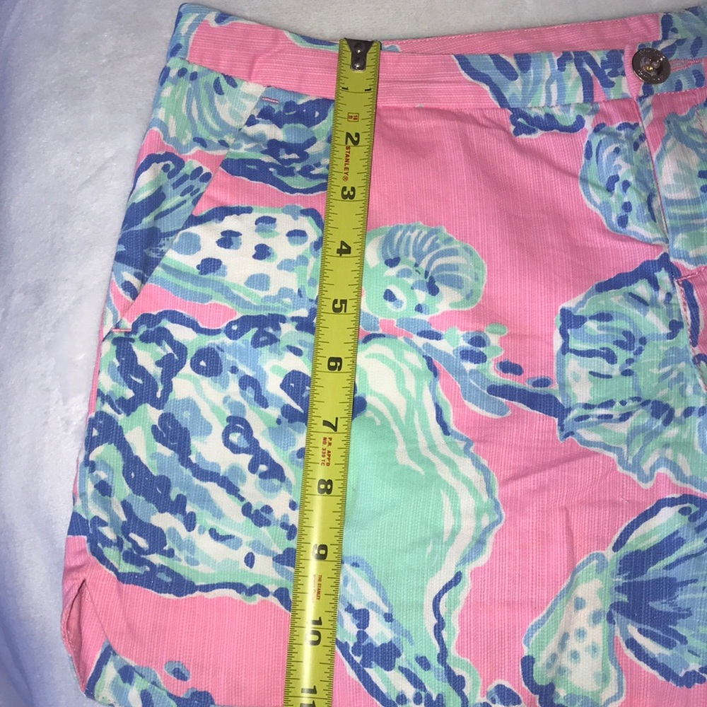 Lilly Pulitzer shorts 🩳 - Picture 6 of 14
